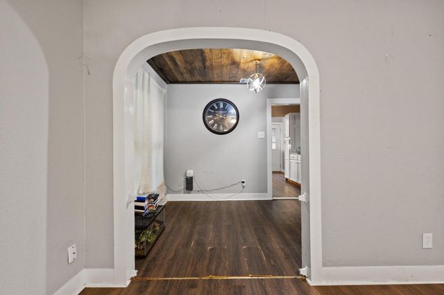 1601 W Bond Street, Denison, TX 75020