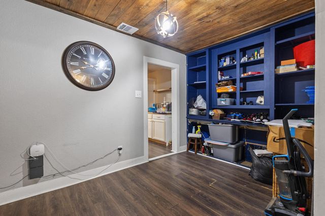 1601 W Bond Street, Denison, TX 75020