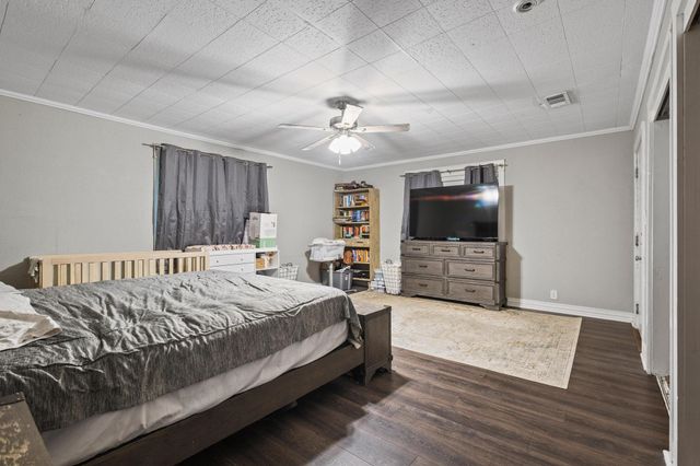 1601 W Bond Street, Denison, TX 75020