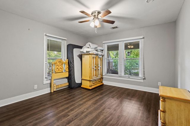 1601 W Bond Street, Denison, TX 75020