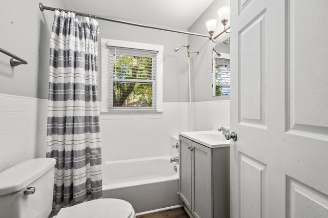 1601 W Bond Street, Denison, TX 75020