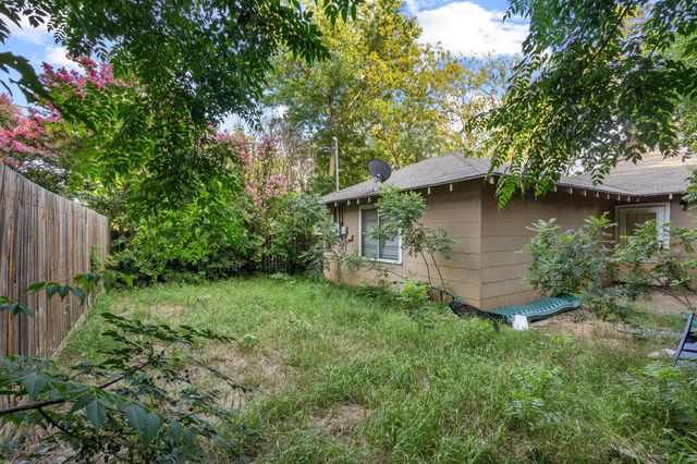 1601 W Bond Street, Denison, TX 75020