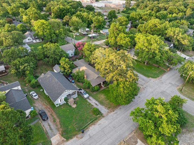 1601 W Bond Street, Denison, TX 75020