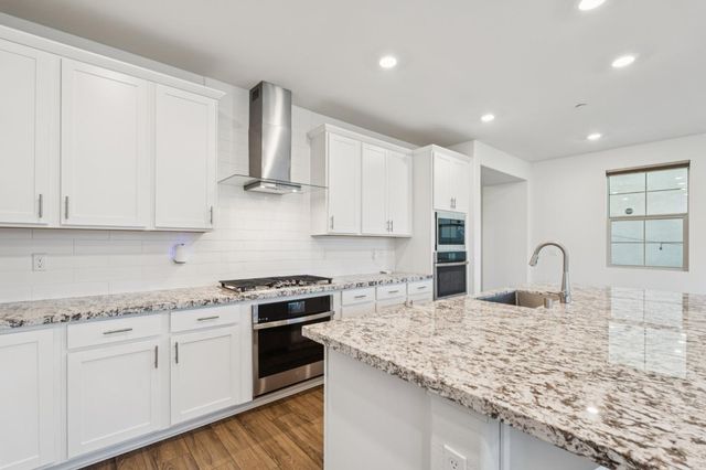 10458 Oboe Way, Elk Grove, CA 95757