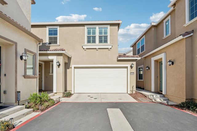 10458 Oboe Way, Elk Grove, CA 95757