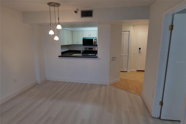 2333 FEATHER SOUND DRIVE A607, Clearwater, FL 33762