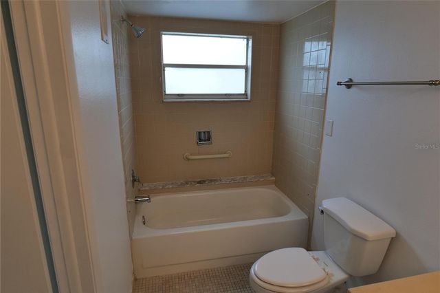 2333 FEATHER SOUND DRIVE A607, Clearwater, FL 33762