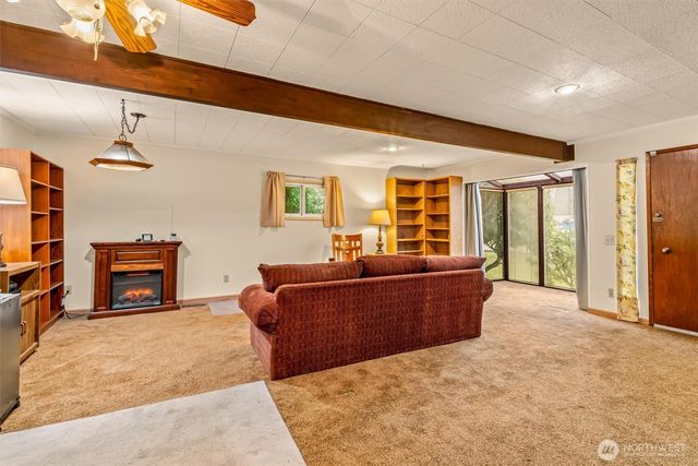 18123 60th Avenue W, Lynnwood, WA 98037