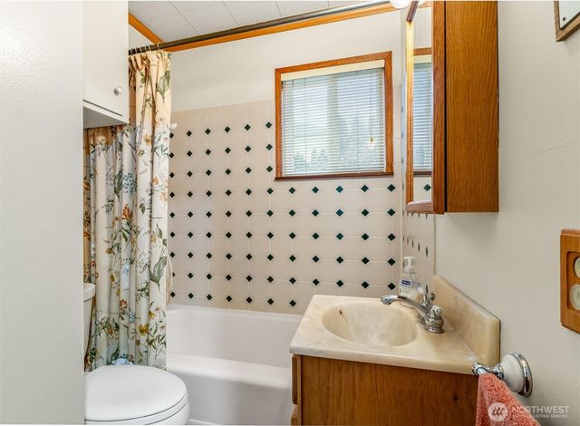 18123 60th Avenue W, Lynnwood, WA 98037