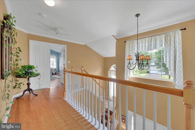 106 WOODBRIDGE CT, Sellersville, PA 18960