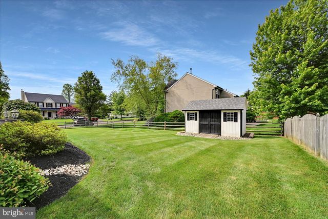 106 WOODBRIDGE CT, Sellersville, PA 18960