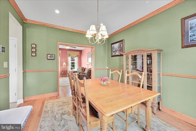 106 WOODBRIDGE CT, Sellersville, PA 18960