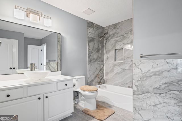 12189 Lauren Way, Fayetteville, GA 30215