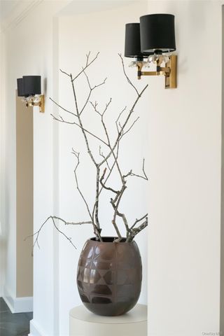 72 Lookout Road, Tuxedo Park, NY 10987