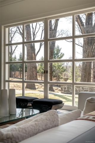 72 Lookout Road, Tuxedo Park, NY 10987