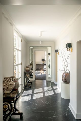 72 Lookout Road, Tuxedo Park, NY 10987