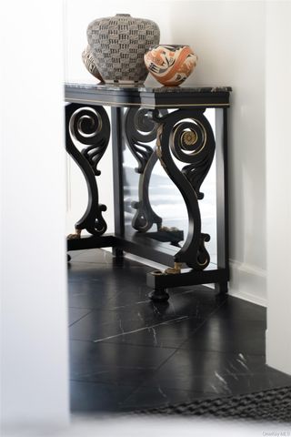 72 Lookout Road, Tuxedo Park, NY 10987