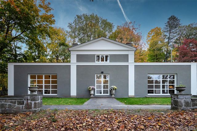 72 Lookout Road, Tuxedo Park, NY 10987