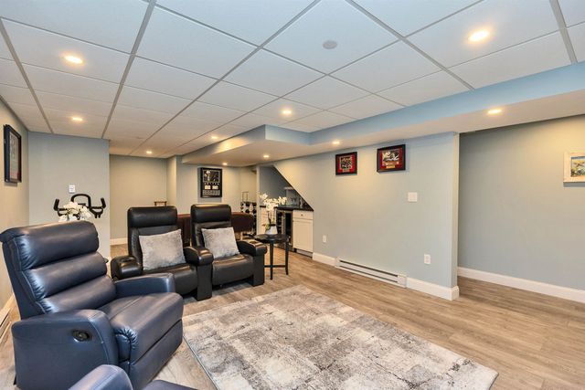 1C Pat's Way, Hollis, NH 03049