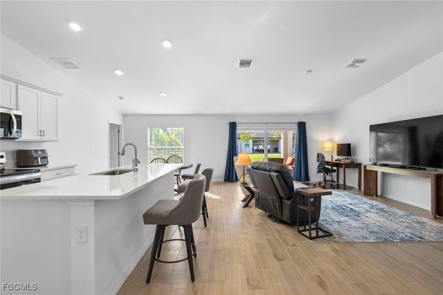 114 SW 13th ST, Cape Coral, FL 33991