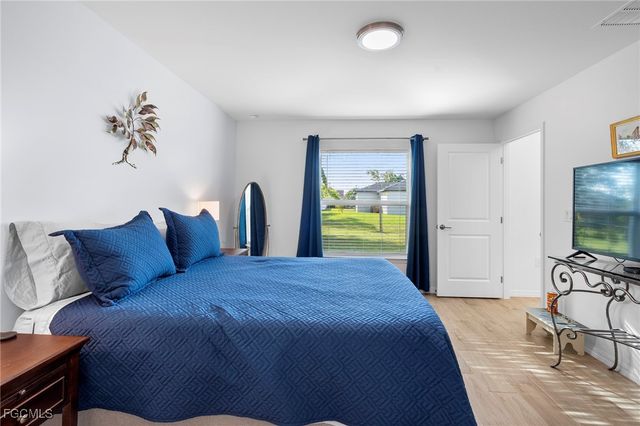 114 SW 13th ST, Cape Coral, FL 33991