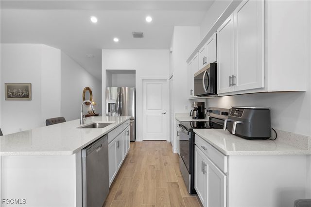 114 SW 13th ST, Cape Coral, FL 33991