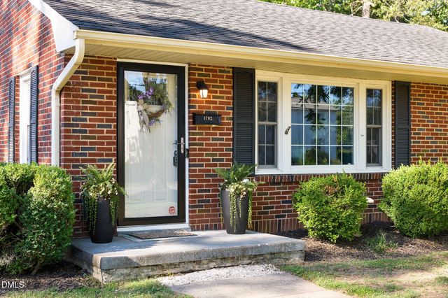 1702 W Front Street, Burlington, NC 27215