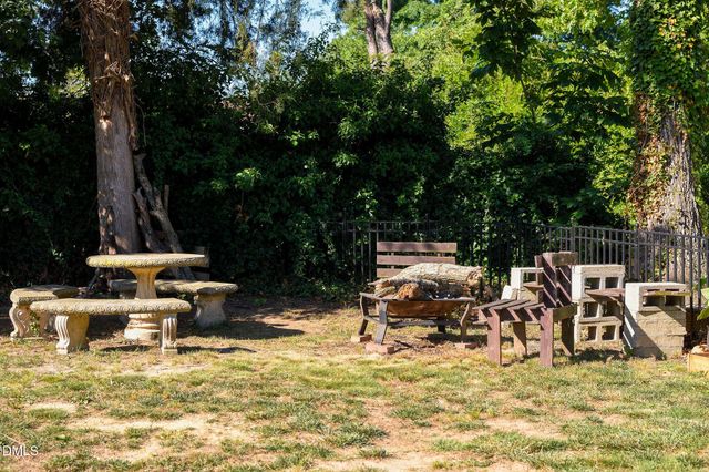 1702 W Front Street, Burlington, NC 27215