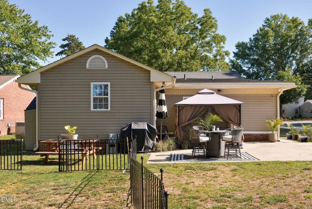 1702 W Front Street, Burlington, NC 27215