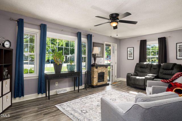 1702 W Front Street, Burlington, NC 27215