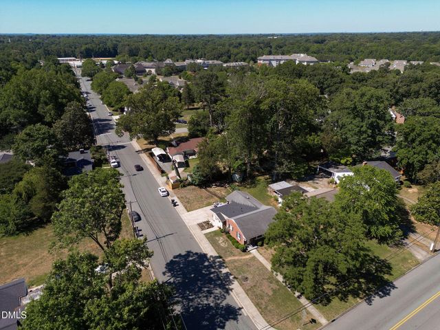 1702 W Front Street, Burlington, NC 27215