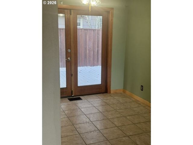 3410 CLARK Ave, Vancouver, WA 98661