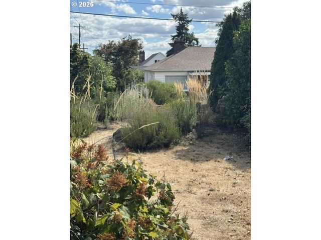 3410 CLARK Ave, Vancouver, WA 98661