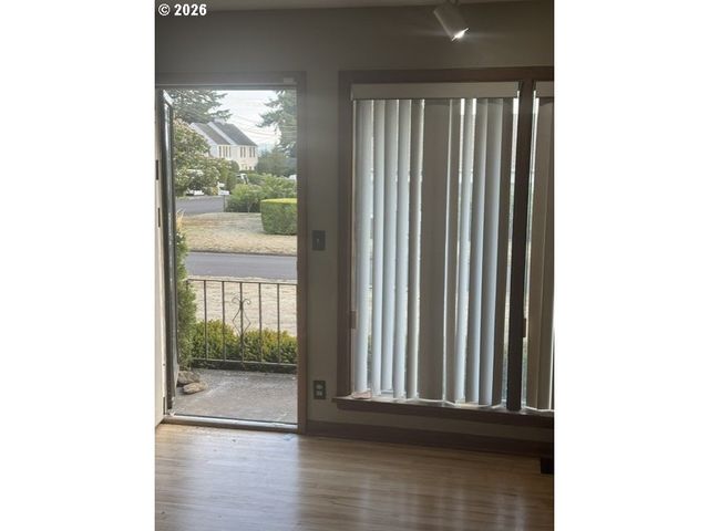 3410 CLARK Ave, Vancouver, WA 98661