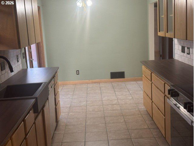 3410 CLARK Ave, Vancouver, WA 98661