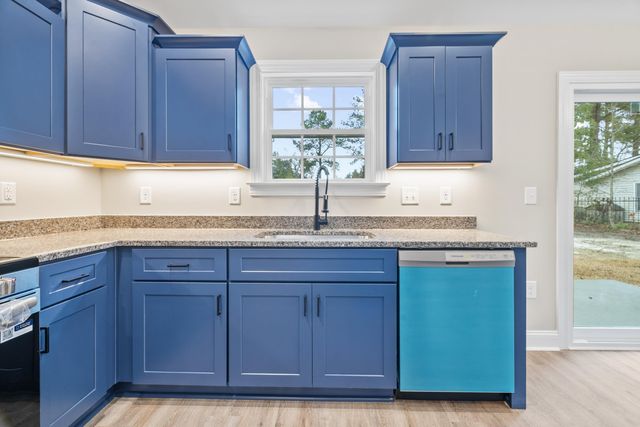 3960 Green Sea Rd., Green Sea, SC 29545