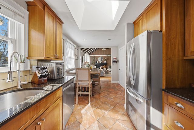 19 Fraser, Stoughton, MA 02072