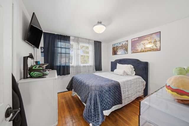 19 Fraser, Stoughton, MA 02072