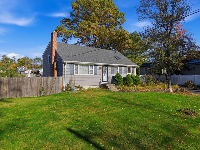 19 Fraser, Stoughton, MA 02072