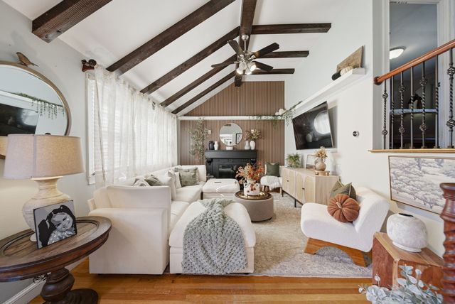 19 Fraser, Stoughton, MA 02072