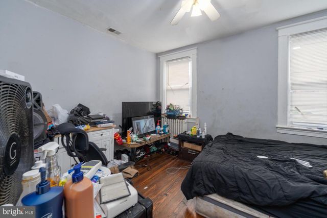 3215 PHELPS LN, Baltimore, MD 21229