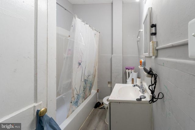 3215 PHELPS LN, Baltimore, MD 21229