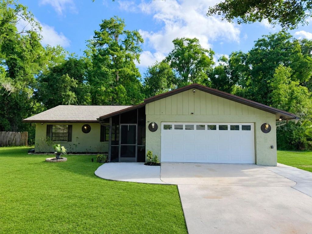 10849 LAKEVIEW DRIVE, New Port Richey, FL 34654