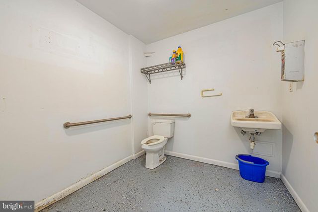 12625 Sunset Ave Ste 4, Ocean City, MD 21842