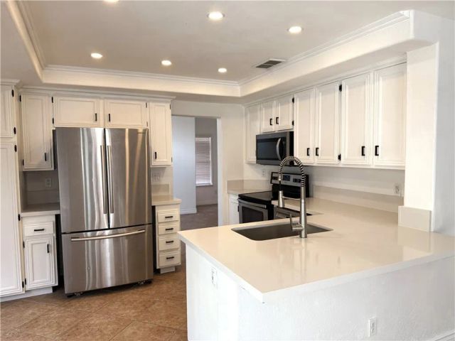 28594 Moon Shadow Drive, Menifee, CA 92584