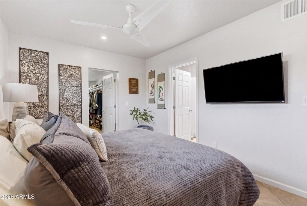 Image 20 of property listing at 4421 E MONTEROSA Street, Phoenix, AZ 85018