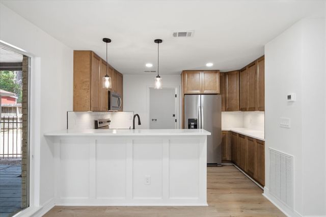 13946 Dolphin Drive, Willis, TX 77318