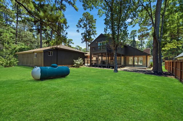 13946 Dolphin Drive, Willis, TX 77318