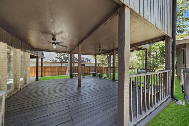 13946 Dolphin Drive, Willis, TX 77318