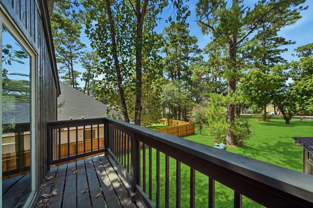 13946 Dolphin Drive, Willis, TX 77318